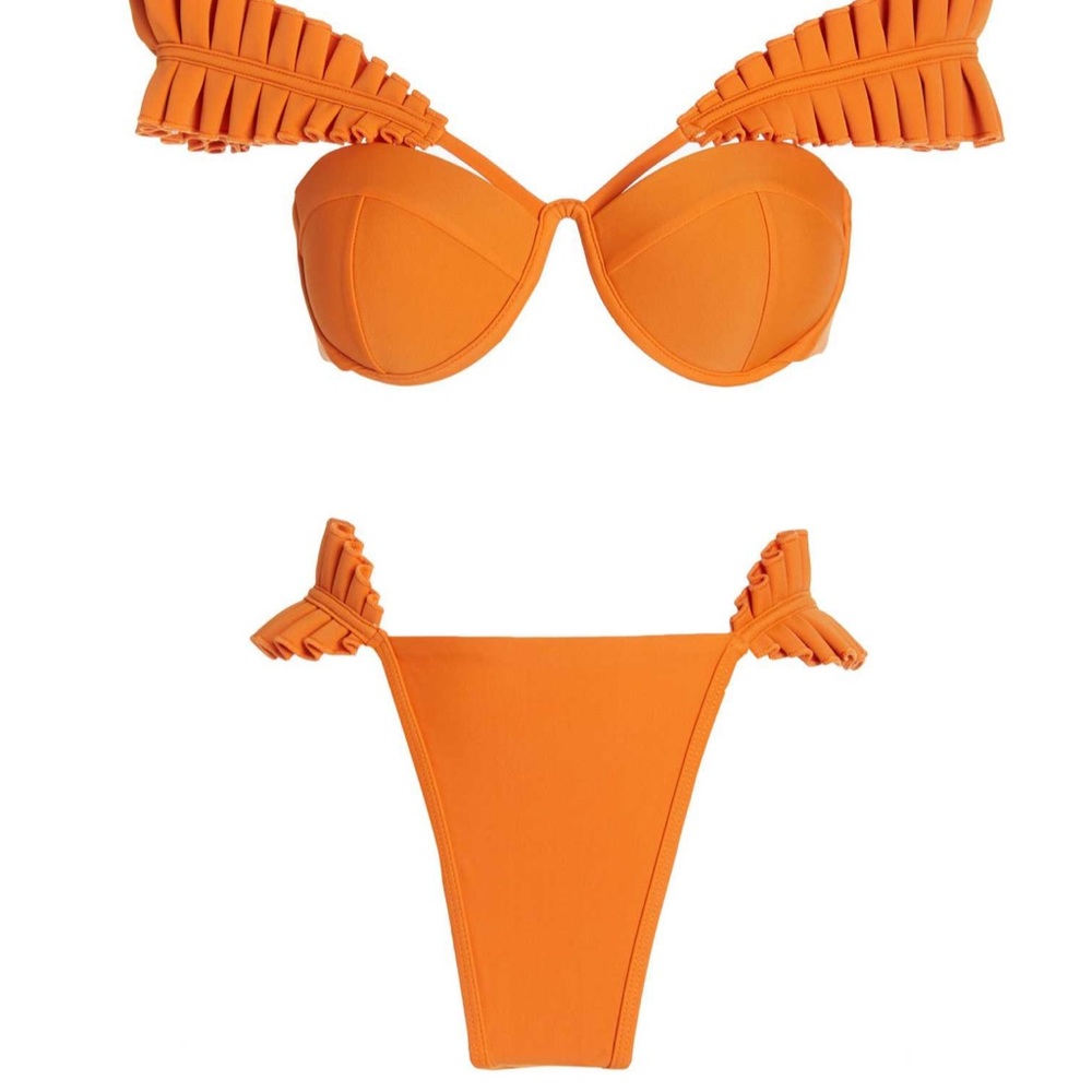 Andrea Iyamah NWT
Mulan Ruffled High-Rise Bikini